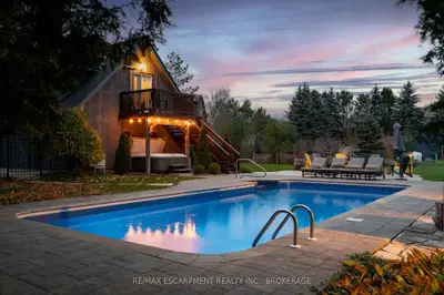 4 Buckingham Boulevard, Collingwood, On L9y 3y9