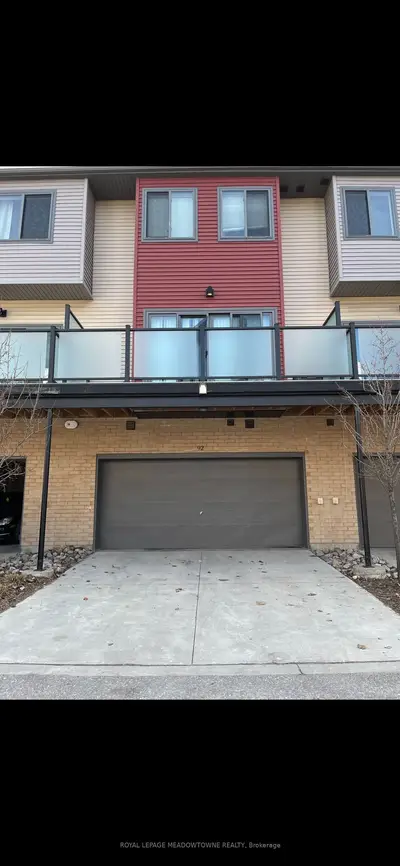 369 Essa Road E 92, Barrie, On L4n 9c8