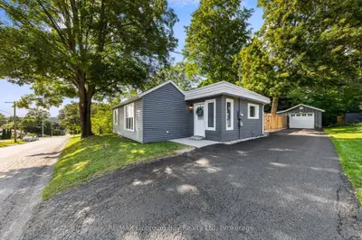 59 Broad Street, Penetanguishene, On L9m 1g4
