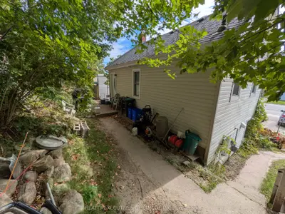 200 Blake Street, Barrie, On L4m 1k3