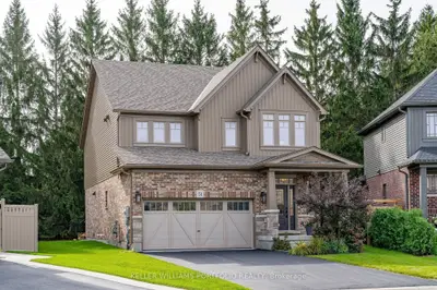 51 Maidens Crescent, Collingwood, On L9y 5m4
