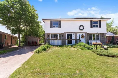 27 Daphne Crescent, Barrie, On L4m 2y7