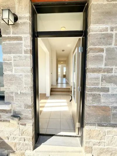163 Fenchurch Manor, Barrie, On L9j 0w9