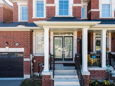 28 Barfoot Street, Collingwood, On L9y 3y8