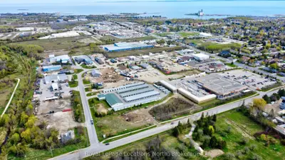 52 Stewart Road, Collingwood, On L9y 4k1
