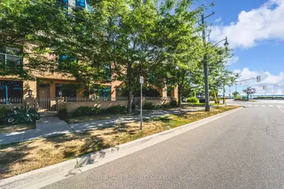 6 Victoria Street, Barrie, On L4n 6g2