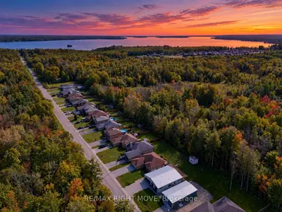 3240 Goldstein Road, Severn, On L0k 2b0