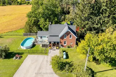 1346 Penetanguishene Road, Springwater, On L4m 4y8