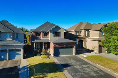 62 Jewel House Lane, Barrie, On L4n 8j7