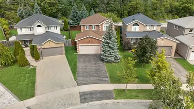 34 Balmoral Place, Barrie, On L4n 0y9