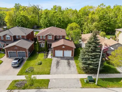 50 Holly Meadow Road, Barrie, On L4n 0e3