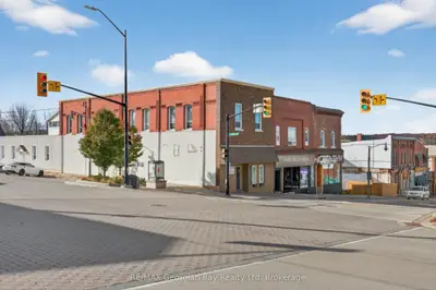 90 Main Street 3, Penetanguishene, On L9m 1t4