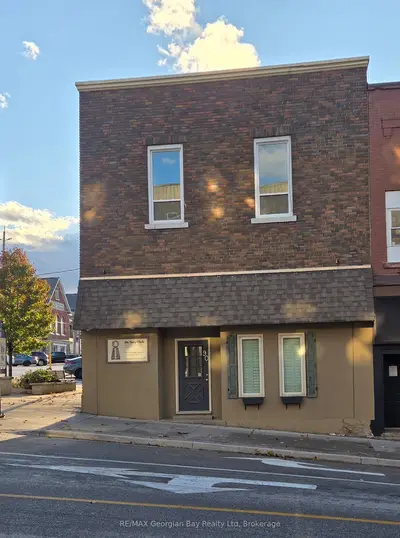 90 Main Street 3, Penetanguishene, On L9m 1t4
