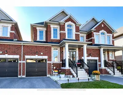 24 Barfoot Street, Collingwood, On L9y 3y8