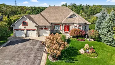 35 Wendat Trail, Springwater, On L9x 0v4