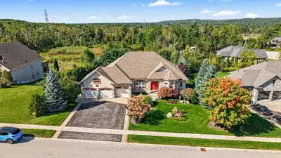 35 Wendat Trail, Springwater, On L9x 0v4