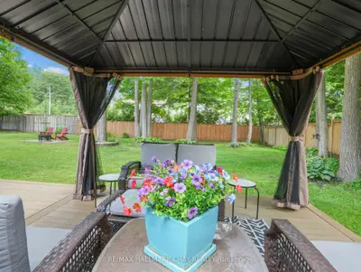 20 Downer Crescent, Wasaga Beach, On L9z 1c2