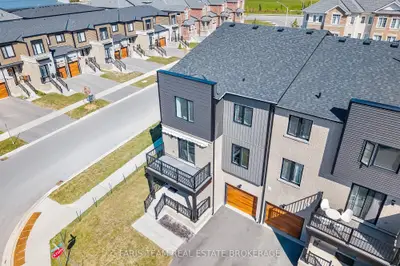 38 Silo Mews, Barrie, On L9j 0v3