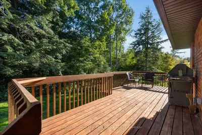 17 Holloway Lane, Springwater, On L9x 0m7