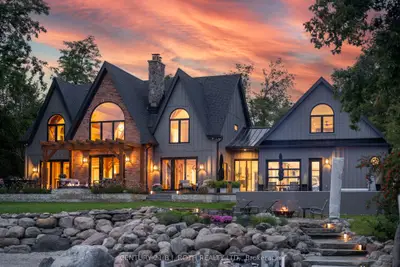247 Lakeshore Road W, Oro-medonte, On L0l 2e0