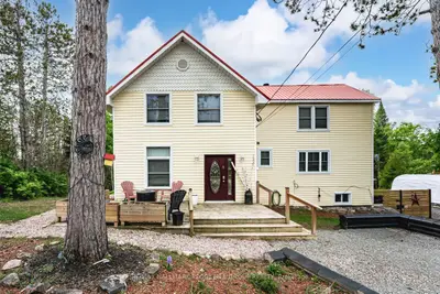 2917 Fairgrounds Road, Ramara, On L0k 2b0