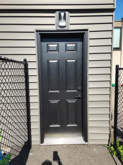 9 Queen Street W 205, Springwater, On L0l 1p0