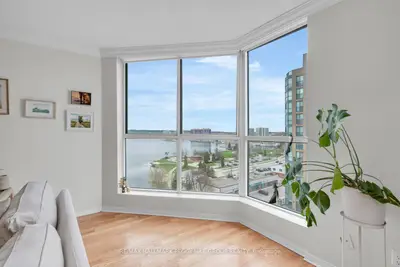 150 Dunlop Street E 904, Barrie, On L4m 6h1