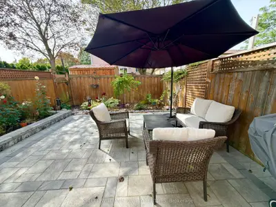 125 Huronia Road, Barrie, On L4n 4g1