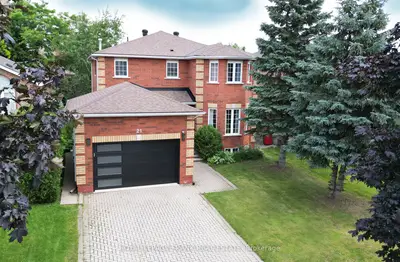 21 CROMPTON Drive, Barrie, ON L4M 6N1