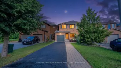 15 Bruce Crescent, Barrie, On L4n 8t8