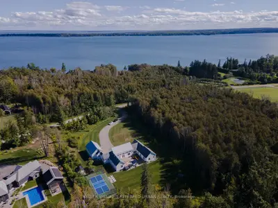 24 WINDFIELD Drive W, Oro-Medonte, ON L0L 2E0