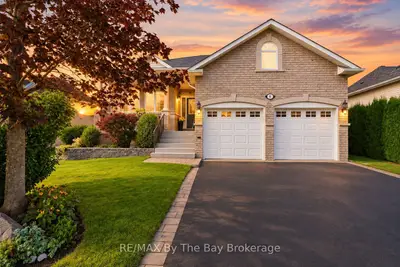 8 Middleport Drive, Wasaga Beach, On L9z 3c1