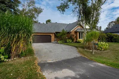 34 HOWARD Drive, Oro-Medonte, ON L0L 2E0