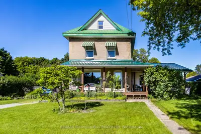 305 Lindsay Street E, Midland, On L4r 2v4