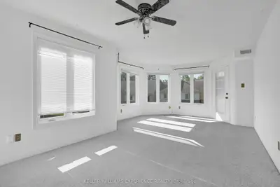 492 Laclie Street 204, Orillia, On L3v 7v2