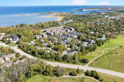 145 Fairway Crescent 59, Collingwood, On L9y 5b4