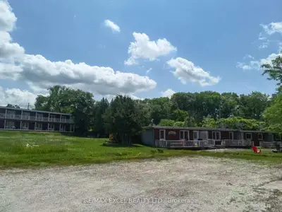 100 Alcove Drive, Tay, On L0k 1s0