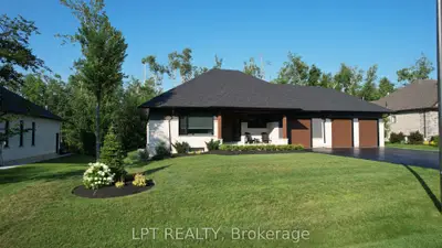 15 Byers Street, Springwater, On L9x 2a3