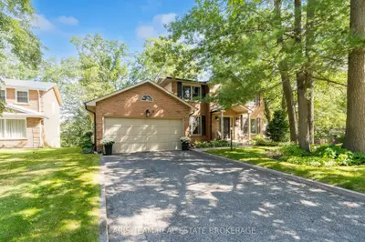 1 Susan Place, Barrie, On L4n 5p3