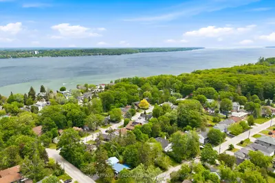 209 Cliff Road, Barrie, On L4n 3x5