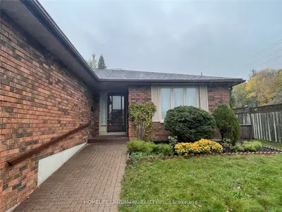 2 Gibbon Drive Upper, Barrie, On L4n 6g3