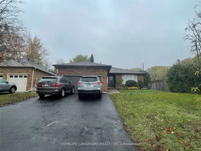 2 Gibbon Drive Upper, Barrie, On L4n 6g3