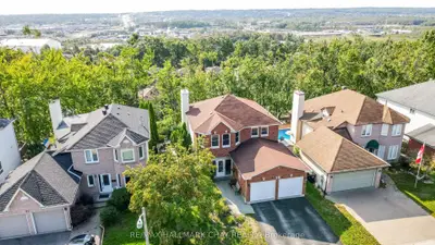 79 Browning Trail, Barrie, On L4n 6j4