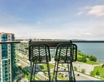 37 ELLEN Street 1505, Barrie, ON L4N 6E9