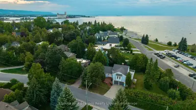 97 & 99 Huron Street, Collingwood, On L9y 4y3