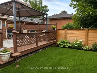 229 Datas Drive E, Clearview, On L0m 1s0