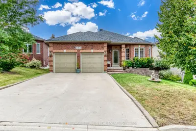 25 Pinecliff Crescent, Barrie, On L4n 5v2