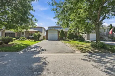54 Hersey Crescent N, Barrie, On L4n 8r2