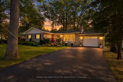 9 Cabell Road, Tiny, On L0l 1p1