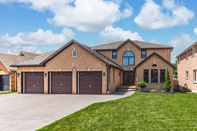 66 Raquel Street, Barrie, On L4n 9s8